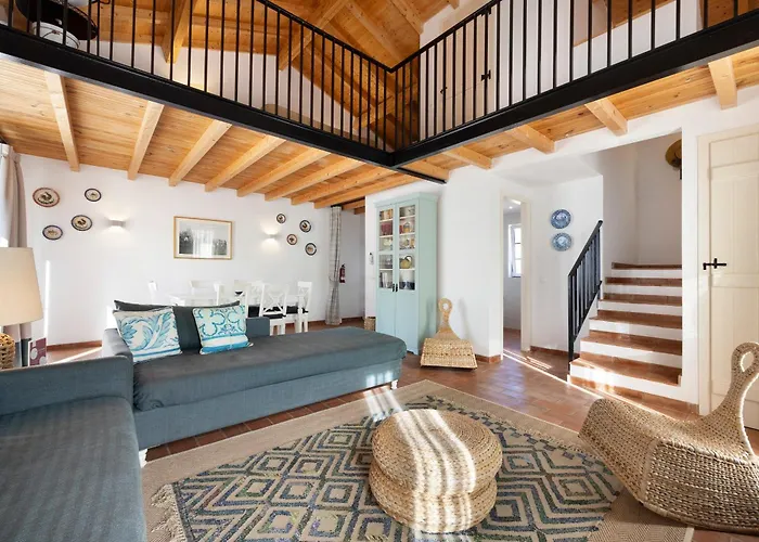 Вилла Bartolomeu - *